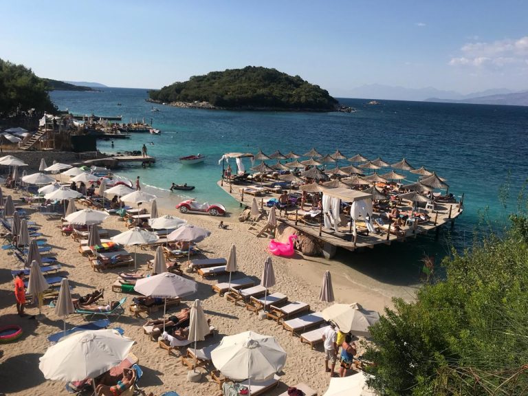 The Irish Times: Shqipëria është quajtur Maldivet e Evropës, por ka shumë më tepër 